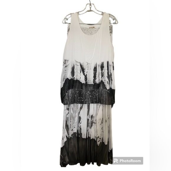 Tie dye and sequins! Soft,flowing & layered Maxi 2 piece by impulse! - Picture 5 of 12